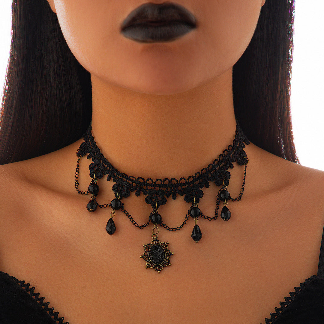 Spider Web Lace Necklace for Halloween - Hot fashionista