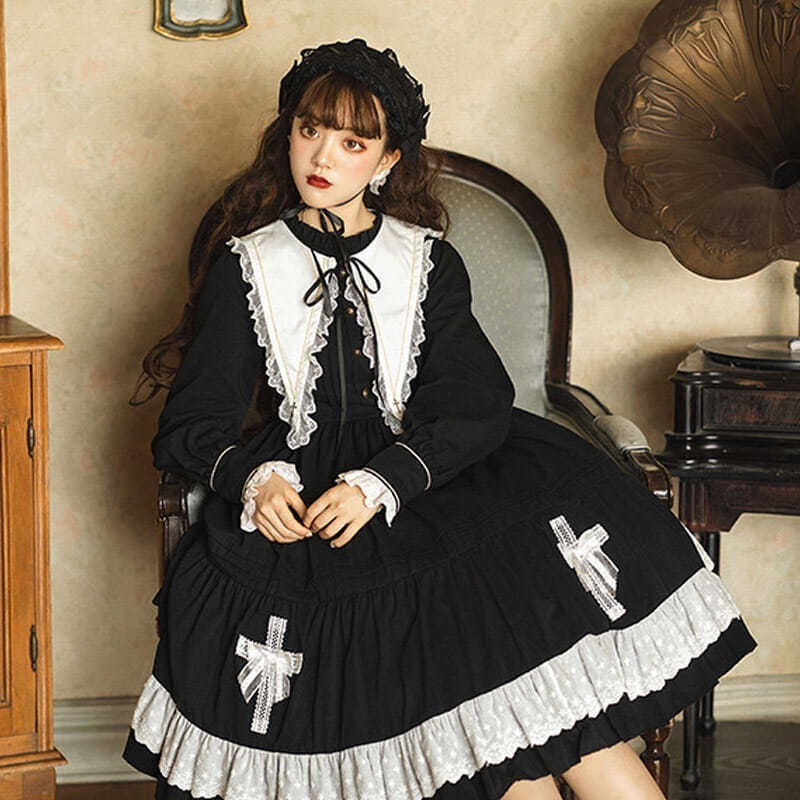 Women's Gothic Lolita Dress - Dark Halloween Princess Full Suit for Autumn & Winter - Hot fashionista