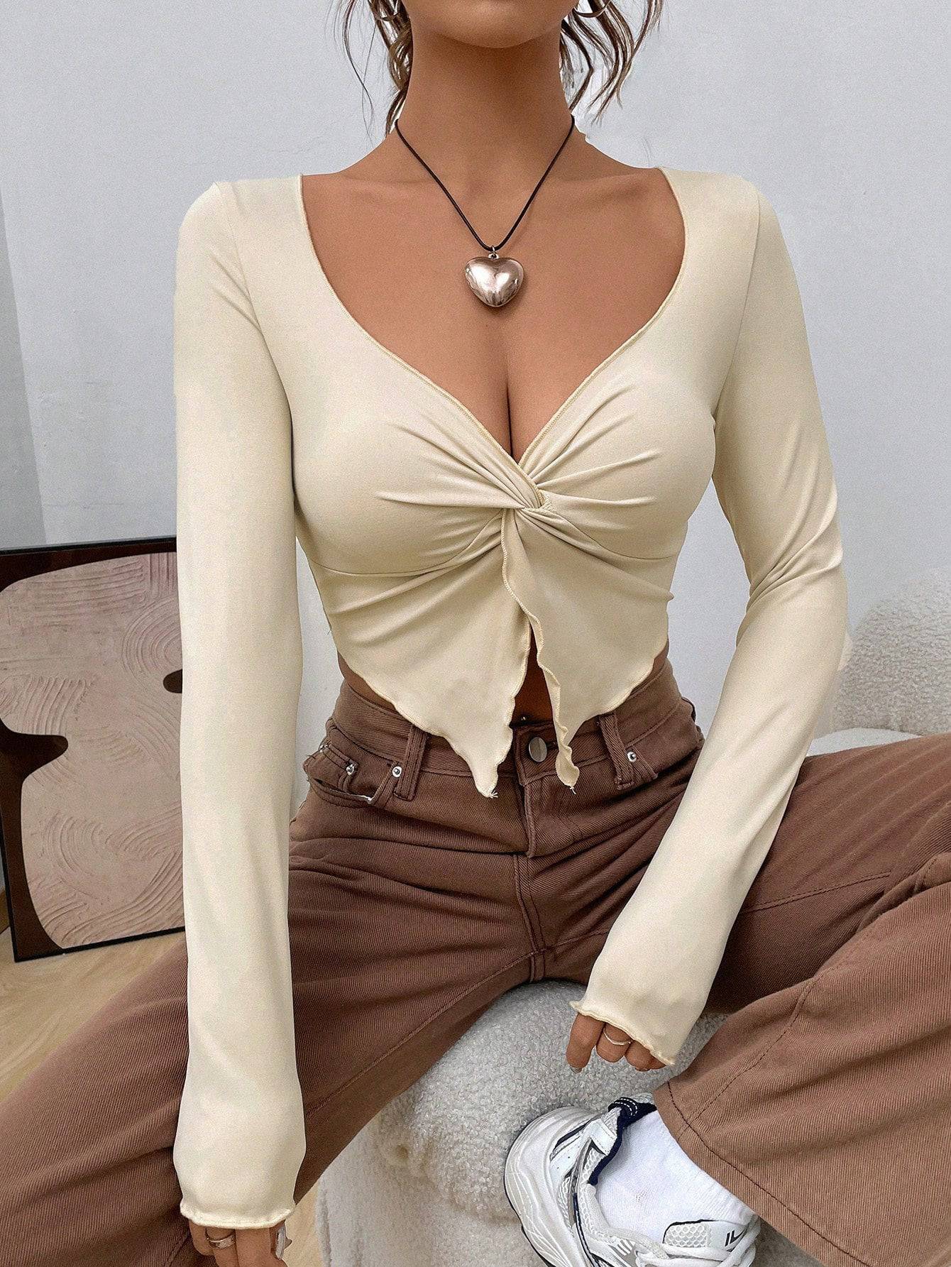 Slim fit V-neck twisted fashionable knitted sweater ultra short long sleeved top