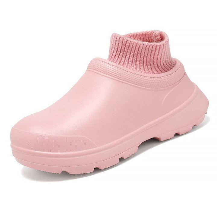 Rainshoes for women. Wearing waterproof and anti slip thick soled chef shoes for labor protection. Wholesale of autumn and winter plush men's shoes. Men's water shoes - Hot fashionista