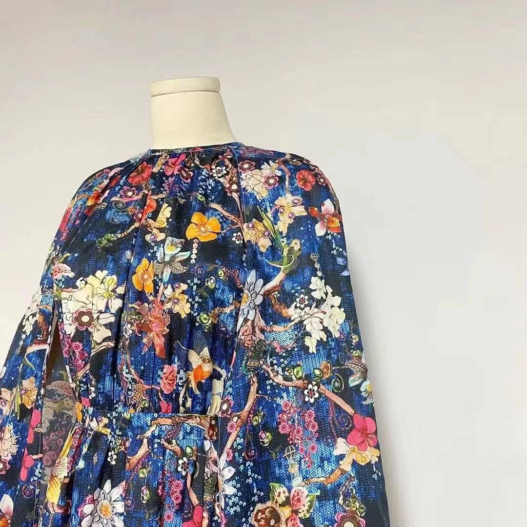 Vestido con lentejuelas y estampado del árbol de la vida de Elliana