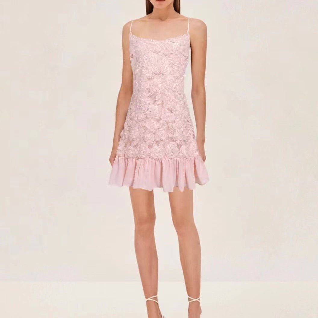 Emmy Floral Appliqué Pleated Hem Mini Dress - Hot fashionista