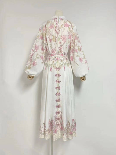 Robe longue Nancy à col montant et nœud papillon épissé à fleurs