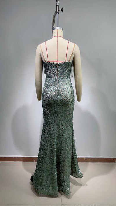 Robe longue à bretelles et perles de Virginie