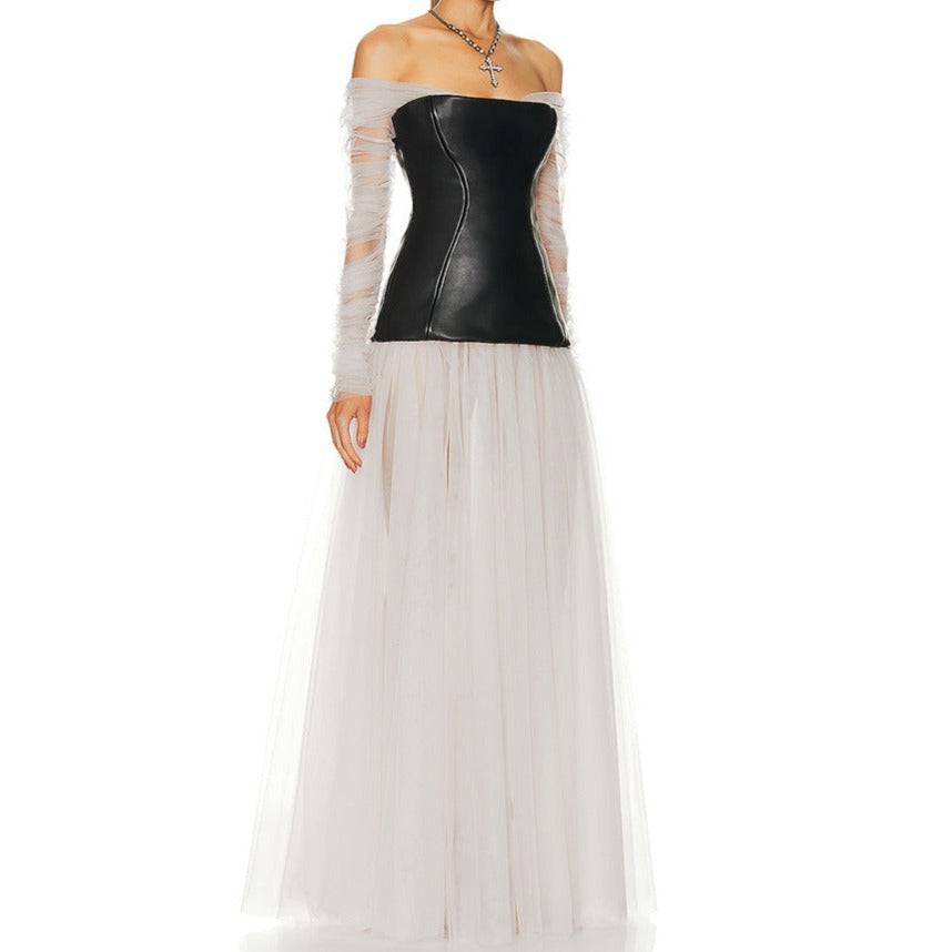 Robe longue en tulle à épaules dénudées et manches longues avec corset Carey