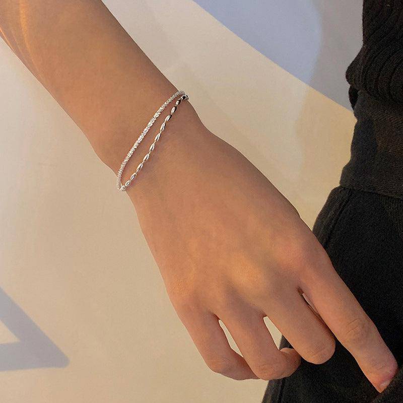 Pulsera minimalista Chevonne 