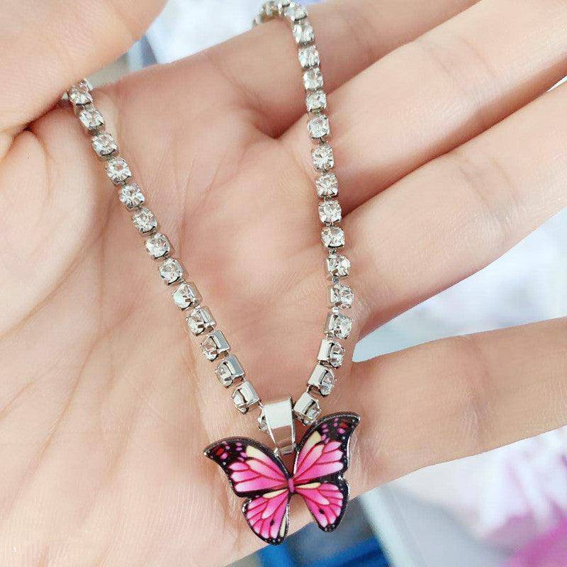 Tobillera con colgante de mariposa y diamantes de imitación de Brynne