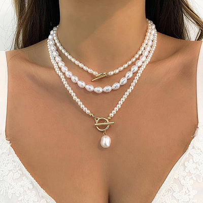 Kassie Pearl Necklace