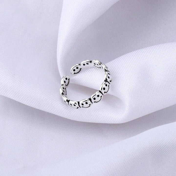 Misti Silver Smiley Ring - Hot fashionista