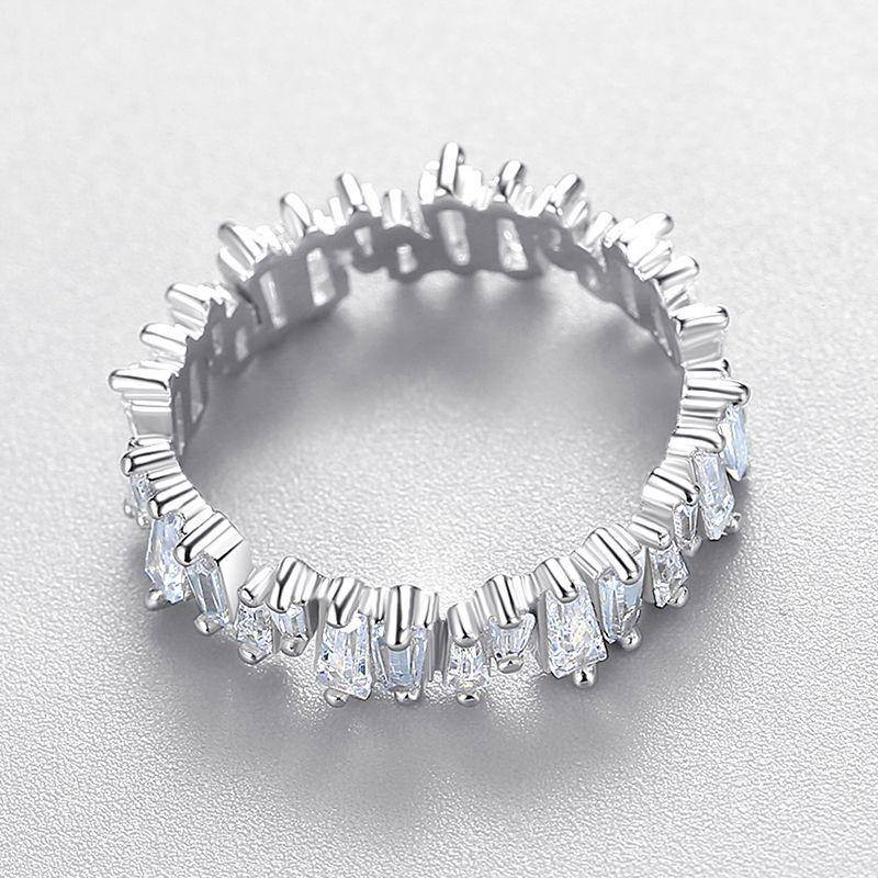 Anillo irregular de Jill Sterling