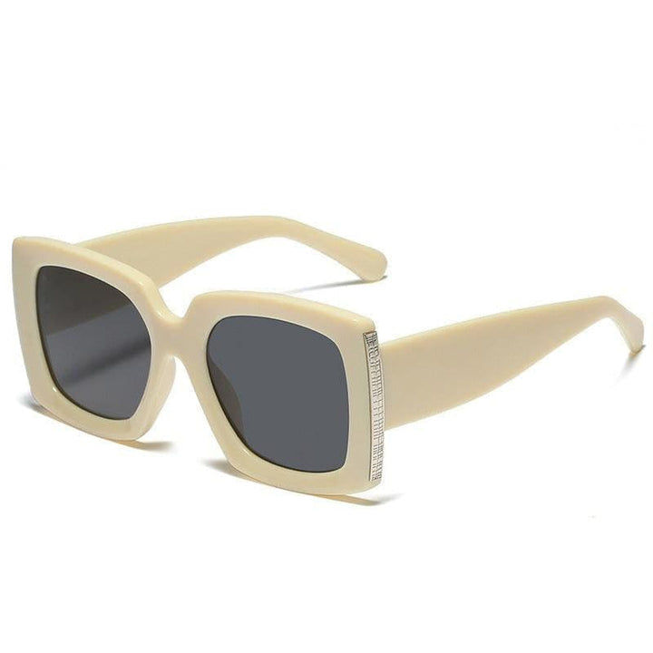 Eglantine Oversized Classy Sunglasses - Hot fashionista