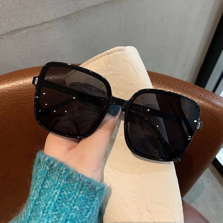 Ebony Large Frame Sunglasses - Hot fashionista